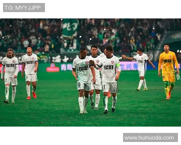 腾讯足球游戏新星崛起 球迷热议球员能力与策略革新